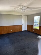 1423 Hickory Valley Rd in Sparta, TN - Building Photo - Building Photo