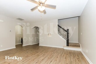 115 Macalester Dr in Newnan, GA - Foto de edificio - Building Photo