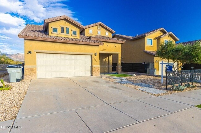 2058 Bluff Creek St in El Paso, TX - Building Photo - Building Photo