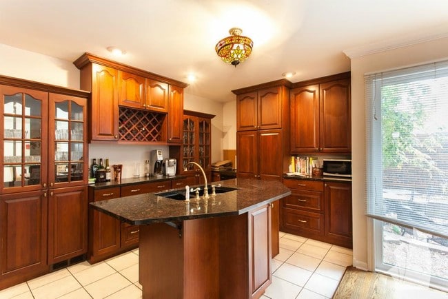 229 S Peoria St, Unit 104 in Chicago, IL - Foto de edificio - Building Photo