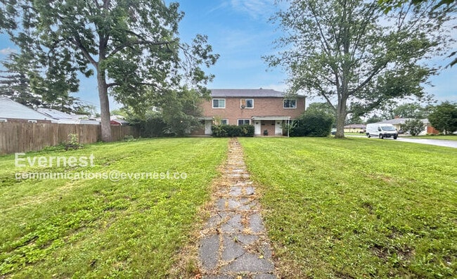 property at 992 Racine Ave