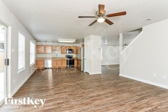 11335 Saratoga Coach in San Antonio, TX - Building Photo - Building Photo