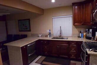 411 Windjammer Cir in Chula Vista, CA - Building Photo - Building Photo