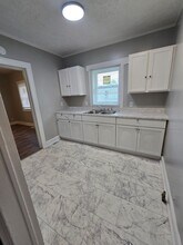 2813 W 10th St in Indianapolis, IN - Building Photo - Building Photo