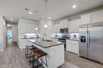 236 Frenchpark Dr in Fort Worth, TX - Building Photo - Building Photo