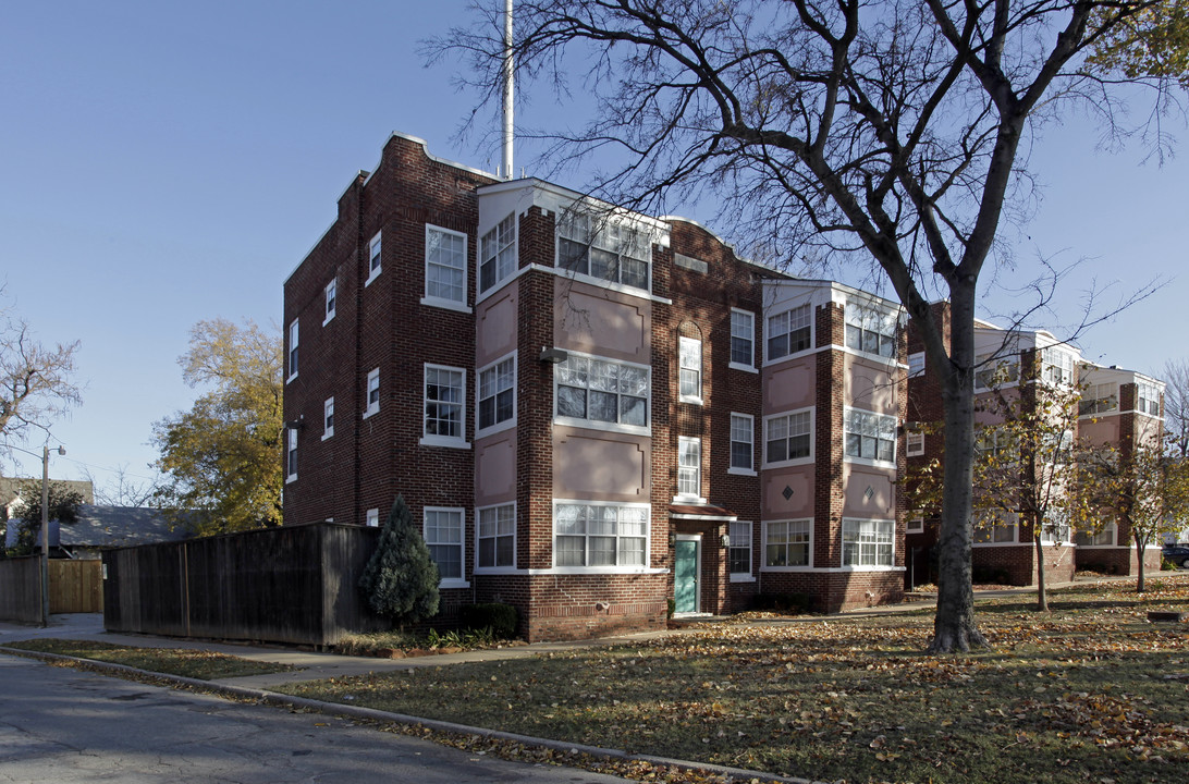 1223 S Elgin Ave in Tulsa, OK - Building Photo