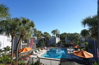 Azure East in Tampa, FL - Building Photo - Building Photo