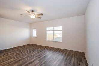 220 Marsh Ln in Princeton, TX - Building Photo - Building Photo