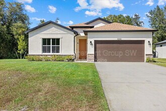 3390 Nadasky Ave in North Port, FL - Building Photo - Building Photo