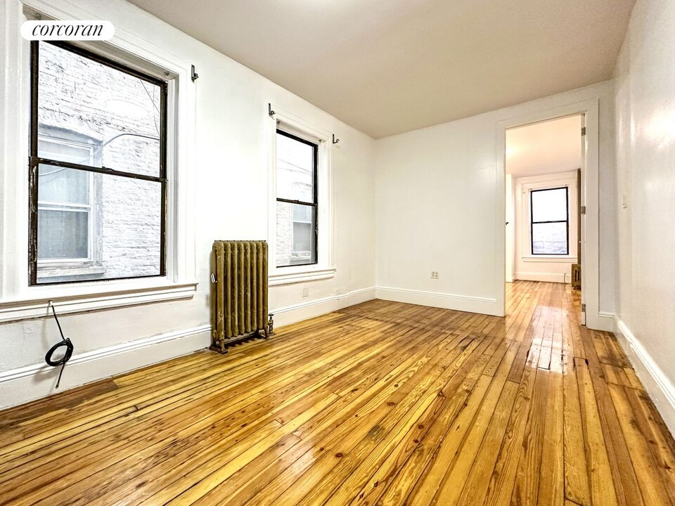 250 New York Ave in Brooklyn, NY - Building Photo