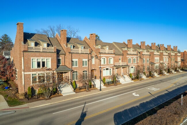 2-66 N Smith St in Palatine, IL - Building Photo - Building Photo