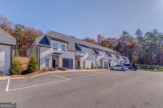 77 Chateau Dr SE in Rome, GA - Foto de edificio - Building Photo