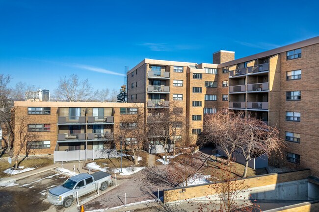 Maryland Terrace Condominiums