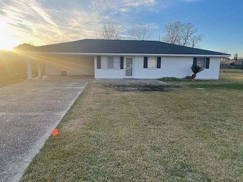 113 N Domingue Ave in Lafayette, LA - Building Photo