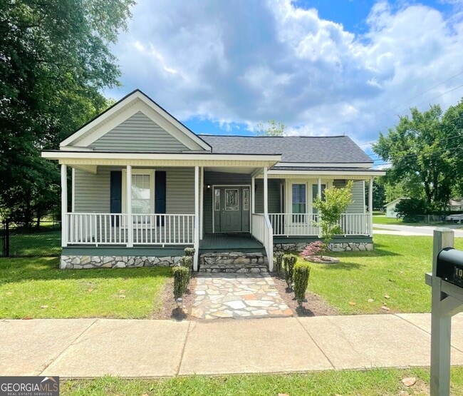 property at 102 Lipham St