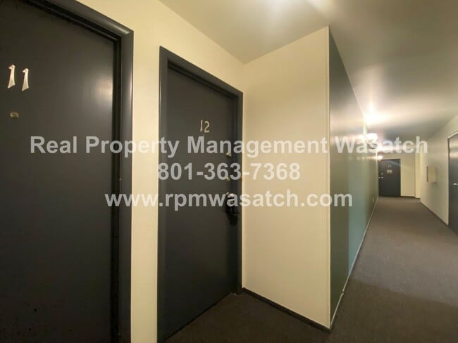 127 S 800 E in Salt Lake City, UT - Building Photo - Building Photo