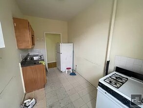 875 43rd St-Unit -C4 in Brooklyn, NY - Building Photo - Building Photo