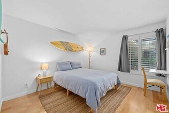 1125 Pico Blvd, Unit 2 in Santa Monica, CA - Foto de edificio - Building Photo