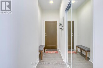 55-455 Eglinton Ave W in Mississauga, ON - Building Photo - Building Photo