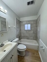 2704 37th St in Lubbock, TX - Building Photo - Building Photo