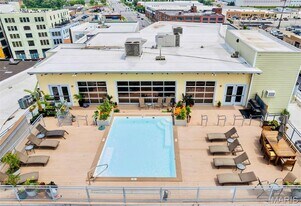 2323 Locust St, Unit 308 in St. Louis, MO - Building Photo