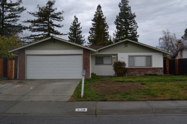 property at 435 El Dorado Dr