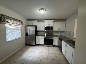 2505 Lakeview Cir in Royal Palm Beach, FL - Building Photo - Building Photo