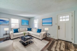 728 Mayville Ave in Pittsburgh, PA - Building Photo - Building Photo
