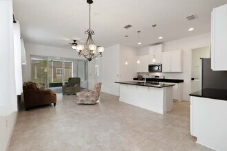 2476 Datura Lp in St. Cloud, FL - Building Photo - Building Photo