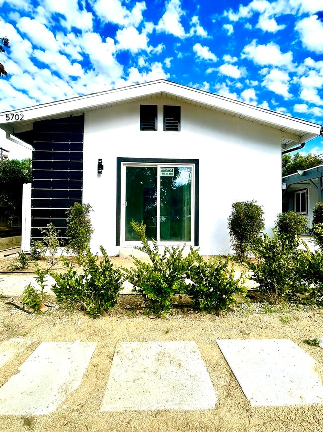 property at 5700 Vanalden Ave