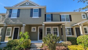 10060 Madison Banks St in Orlando, FL - Building Photo