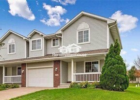 3002 SE Grant St in Ankeny, IA - Building Photo