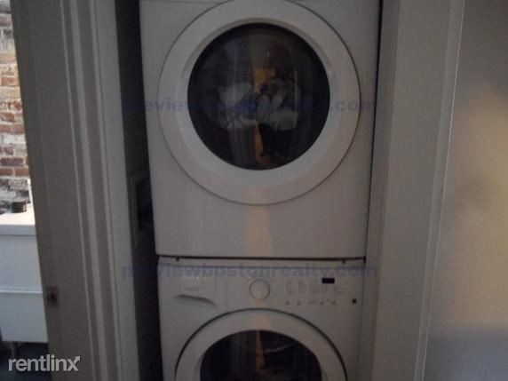23 Greylock Rd-Unit -APT# N/A in Boston, MA - Building Photo - Building Photo