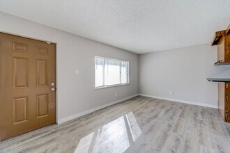 3937 Jane Ave in St. Ann, MO - Building Photo - Building Photo