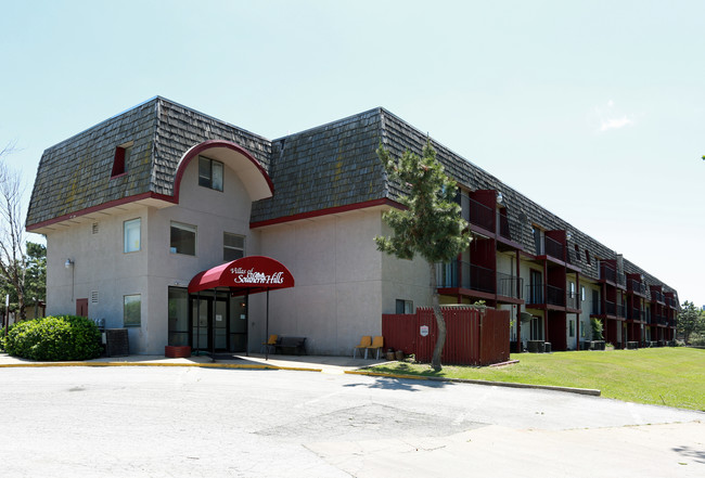 Southern Hills Retirement Community in Tulsa, OK - Foto de edificio - Building Photo