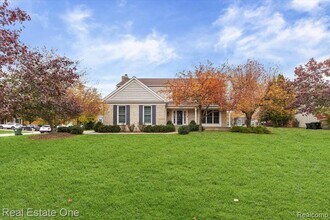 1568 Grandview Dr in Rochester Hills, MI - Building Photo - Building Photo