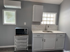 10610 Falls Rd-Unit -A in Potomac, MD - Building Photo - Building Photo