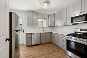 1237 Helios Ave in Metairie, LA - Foto de edificio - Building Photo