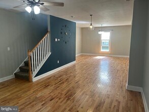 211 E Market St in Snow Hill, MD - Building Photo - Building Photo