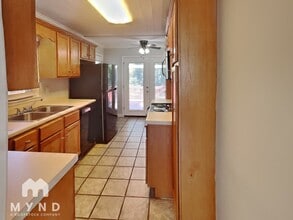 3021 Watts Dr in Gardendale, AL - Building Photo - Building Photo