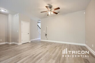 7170 Fringe Flower Dr in Austell, GA - Building Photo - Building Photo