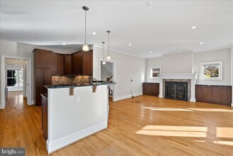 902 Ramsey St in Alexandria, VA - Building Photo - Building Photo