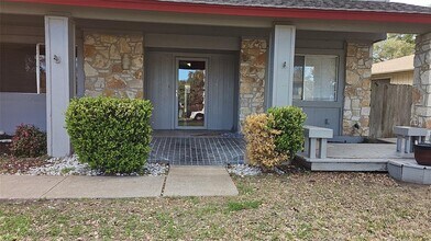 11804 Buggy Whip Trail in Austin, TX - Foto de edificio - Building Photo