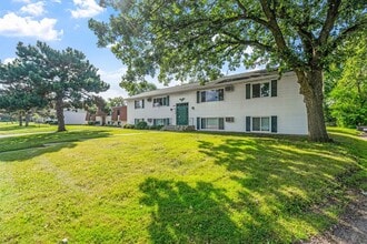 Arcadia Park Quadplexes in St. Paul, MN - Building Photo - Building Photo