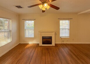 2341 NW 37th St in Oklahoma City, OK - Building Photo - Building Photo