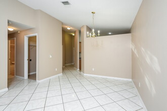 120 Stephen Ave in Oviedo, FL - Building Photo - Building Photo