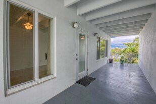 1520 Lake Ave, Unit 6B in Lake Worth Beach, FL - Building Photo