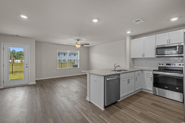 344 Bayou Loop in Surfside Beach, SC - Building Photo - Building Photo