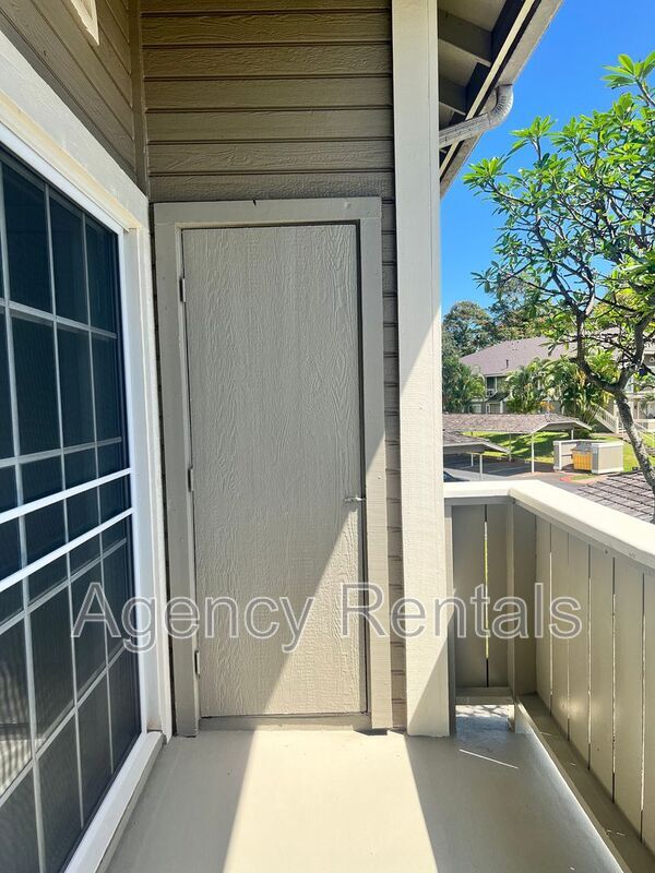 94-1359-1359 Kulewa Loop in Waipahu, HI - Building Photo - Building Photo