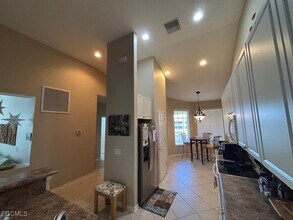 14531 Abaco Lakes Dr in Ft. Myers, FL - Building Photo - Building Photo